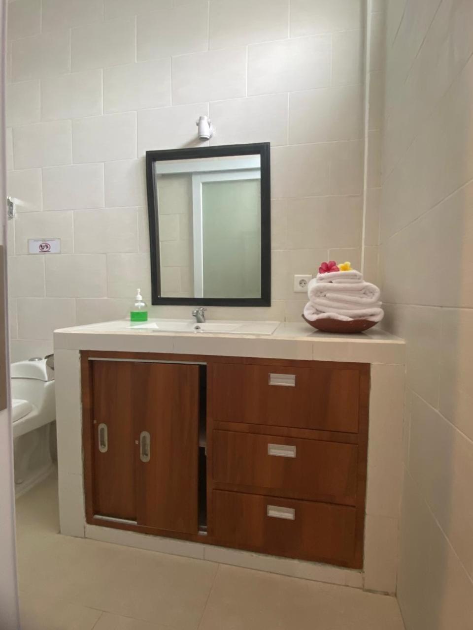 Manis Guest House سمينياك المظهر الخارجي الصورة