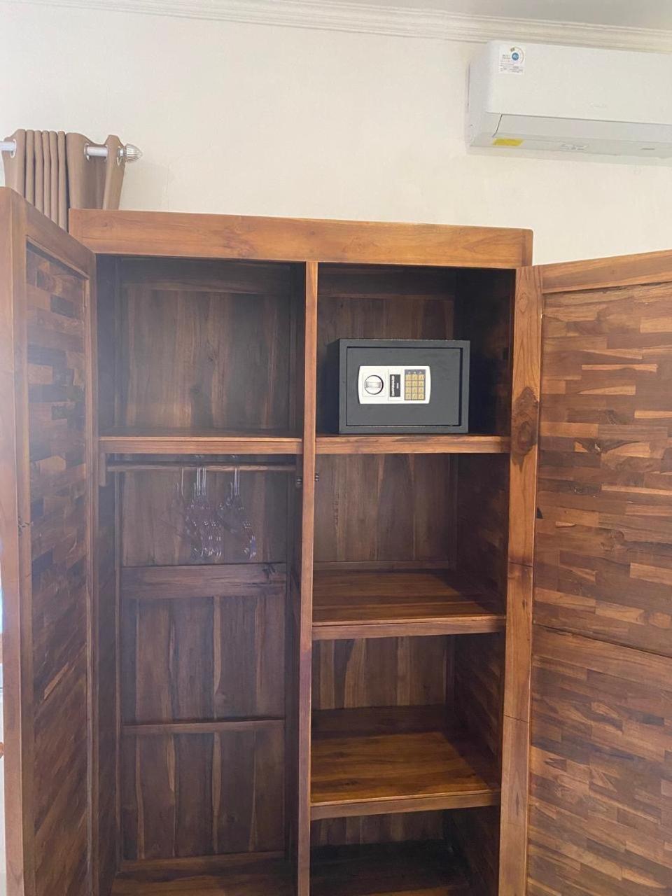 Manis Guest House سمينياك المظهر الخارجي الصورة